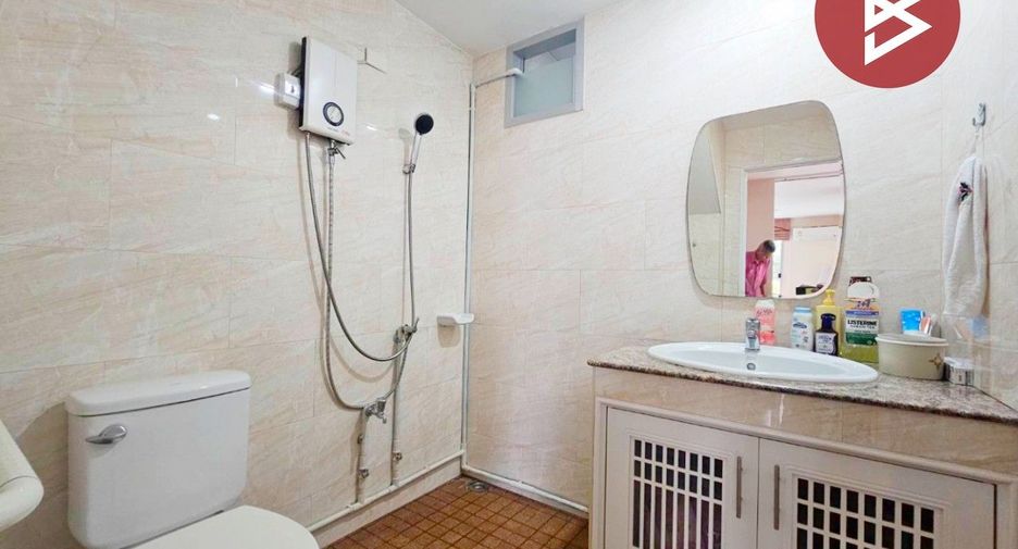 For sale 2 bedrooms townhouse in Bueng Kum, Bangkok