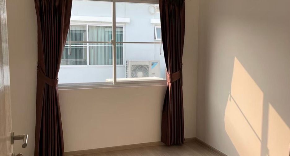 For sale 3 bedrooms townhouse in Bang Phli, Samut Prakan