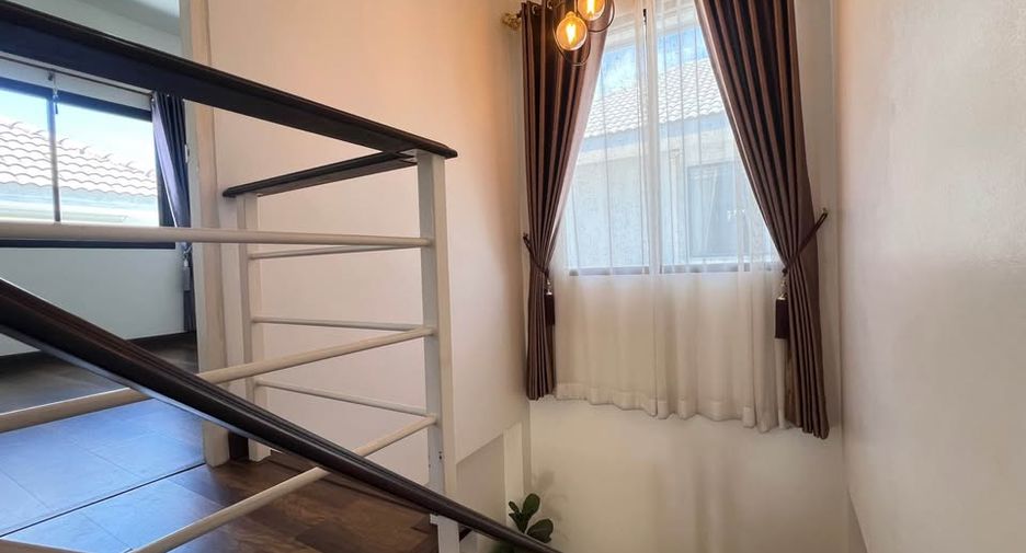 Haus zur Miete und zum Kauf mit 3 Zimmer in East Pattaya, Pattaya