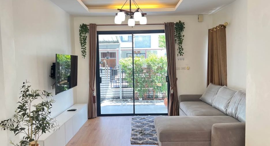 Haus zur Miete und zum Kauf mit 3 Zimmer in East Pattaya, Pattaya