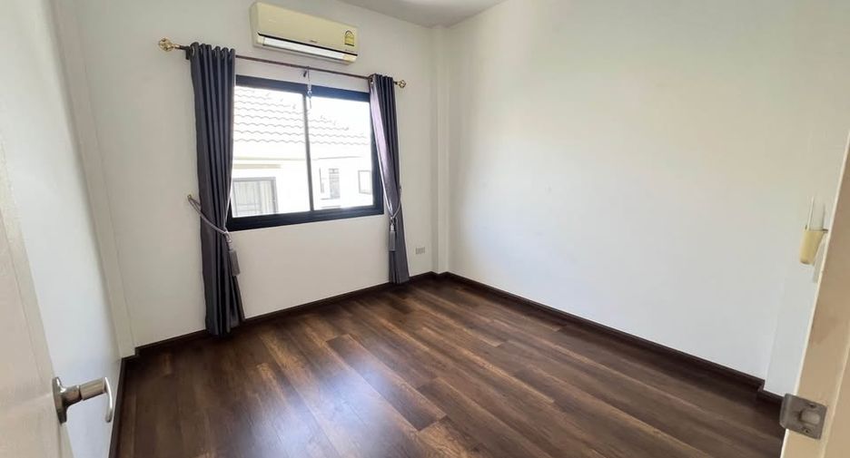 Haus zur Miete und zum Kauf mit 3 Zimmer in East Pattaya, Pattaya