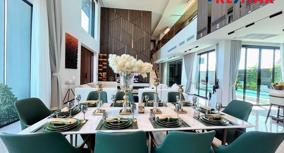 À vendre 5 chambres maison à Pratumnak, Pattaya