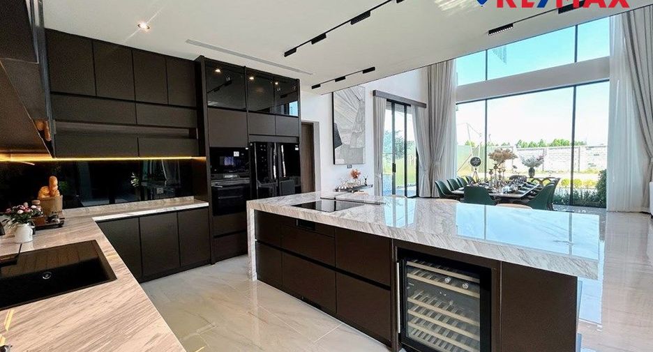 À vendre 5 chambres maison à Pratumnak, Pattaya