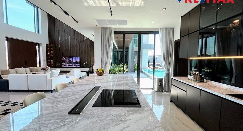 À vendre 5 chambres maison à Pratumnak, Pattaya