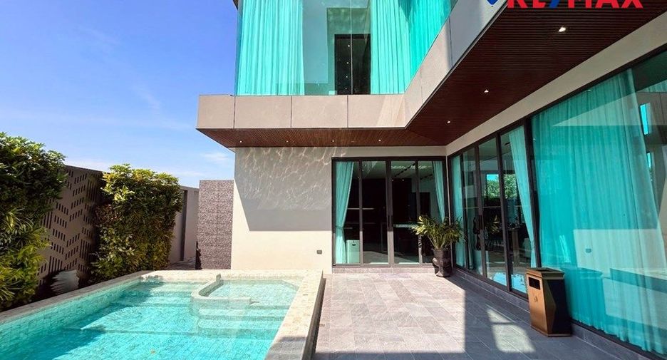 À vendre 5 chambres maison à Pratumnak, Pattaya