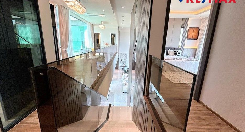 À vendre 5 chambres maison à Pratumnak, Pattaya