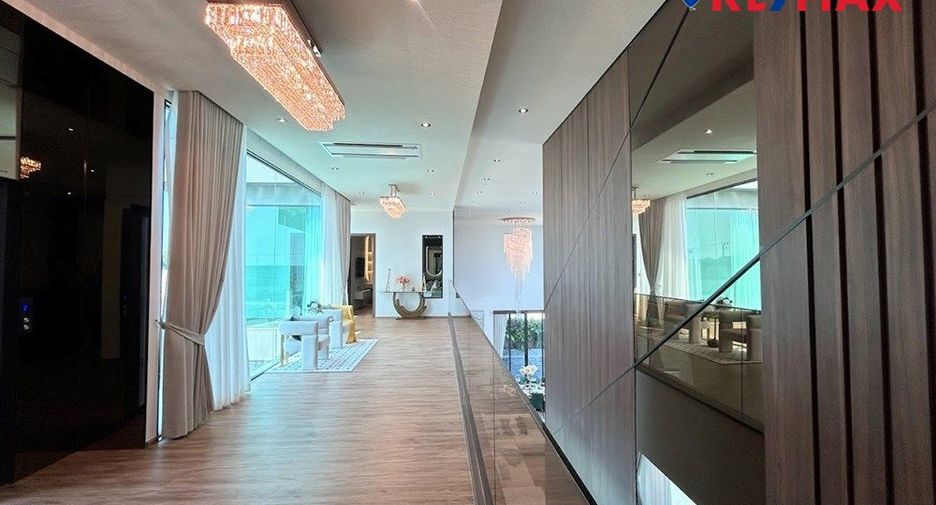 À vendre 5 chambres maison à Pratumnak, Pattaya