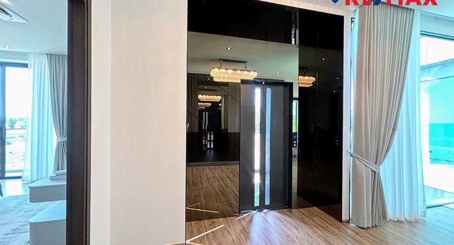 À vendre 5 chambres maison à Pratumnak, Pattaya