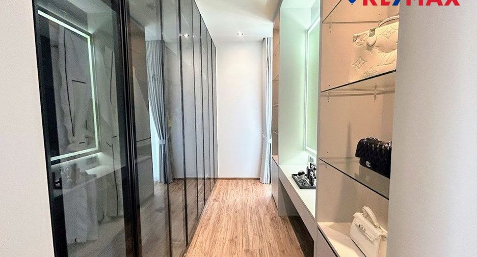 À vendre 5 chambres maison à Pratumnak, Pattaya