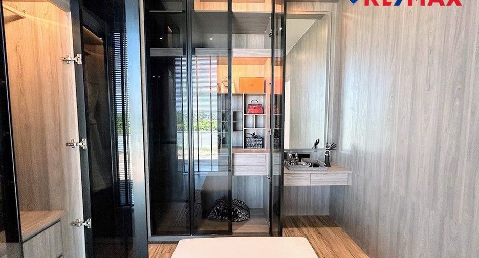 À vendre 5 chambres maison à Pratumnak, Pattaya