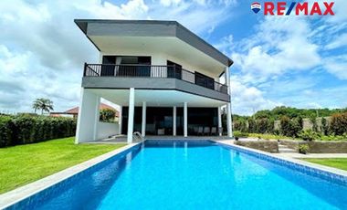 À vendre 4 chambres maison à Sattahip, Chonburi