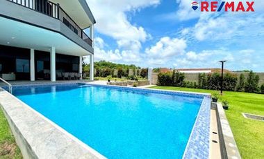 À vendre 4 chambres maison à Sattahip, Chonburi