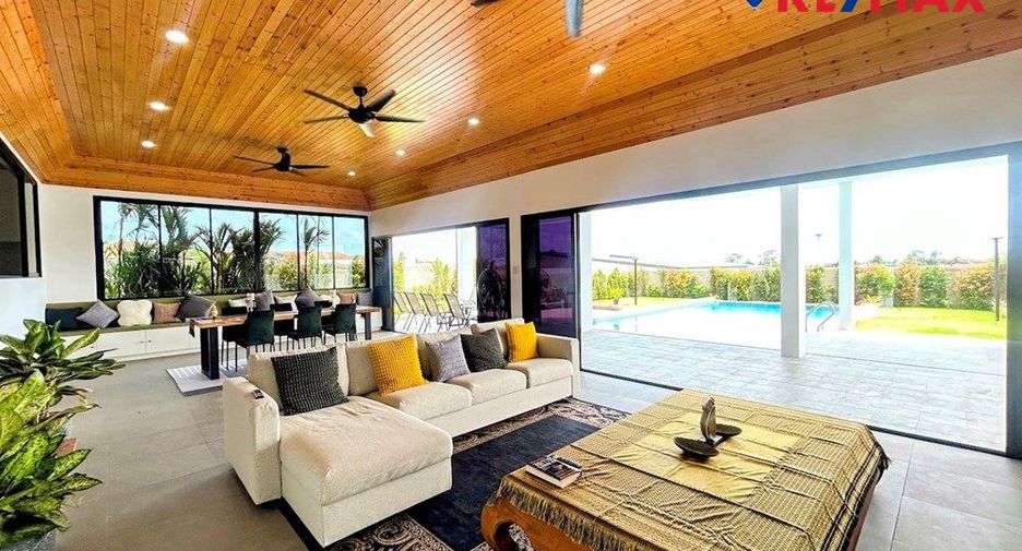 À vendre 4 chambres maison à Sattahip, Chonburi