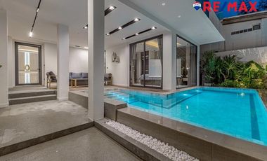 À vendre 5 chambres maison à Pratumnak, Pattaya