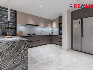 Casa en venta de 5 habitaciones en Bang Lamung, Chonburi