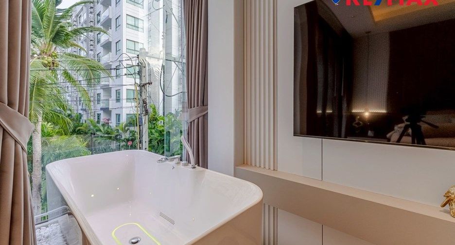 À vendre 5 chambres maison à Pratumnak, Pattaya