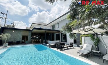 À vendre 4 chambres maison à East Pattaya, Pattaya