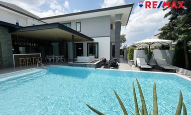 À vendre 4 chambres maison à East Pattaya, Pattaya