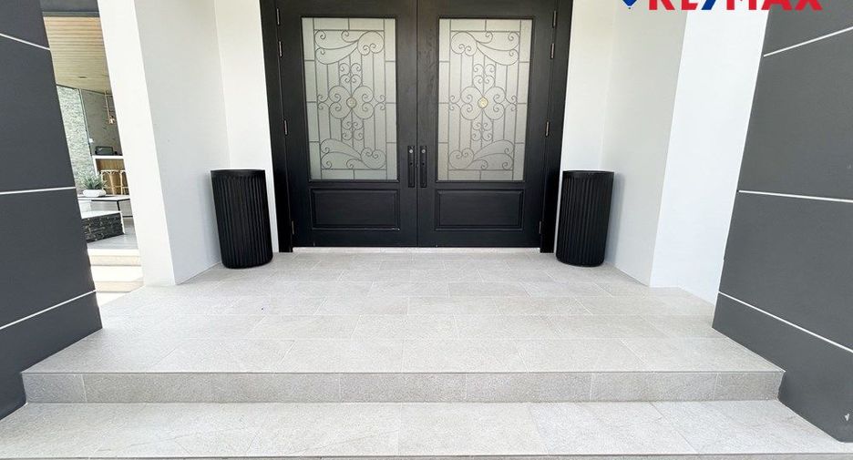 À vendre 4 chambres maison à East Pattaya, Pattaya