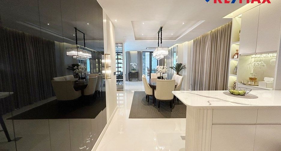 À vendre 4 chambres maison à East Pattaya, Pattaya