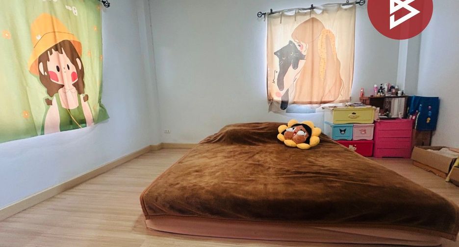 Haus zum Kauf mit 3 Zimmer in Si Racha, Chonburi