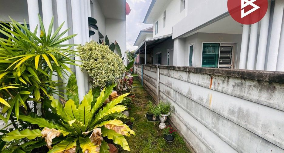Haus zum Kauf mit 3 Zimmer in Si Racha, Chonburi