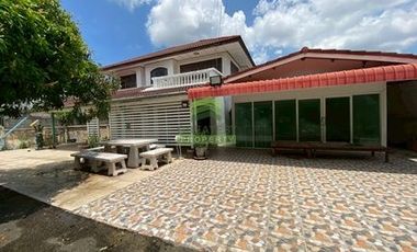 Haus zum Kauf mit 3 Zimmer in Mueang Chon Buri, Chonburi