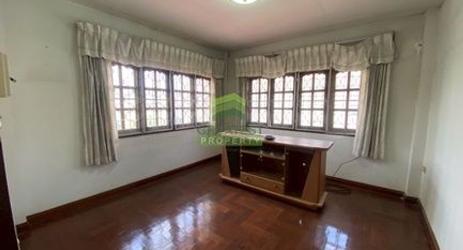 Haus zum Kauf mit 3 Zimmer in Mueang Chon Buri, Chonburi
