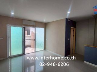 Продажа 3 спальни таунхаус в Krathum Baen, Самутсакхон