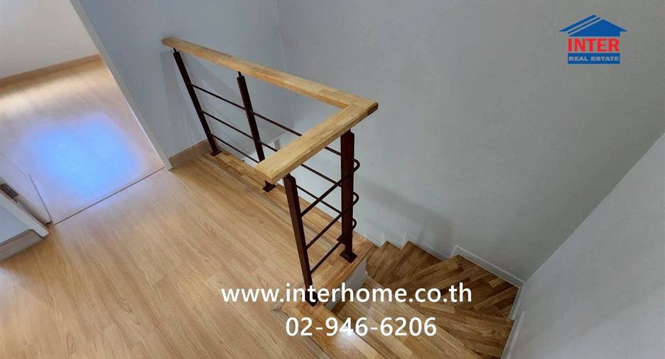 For sale 3 bedrooms townhouse in Krathum Baen, Samut Sakhon