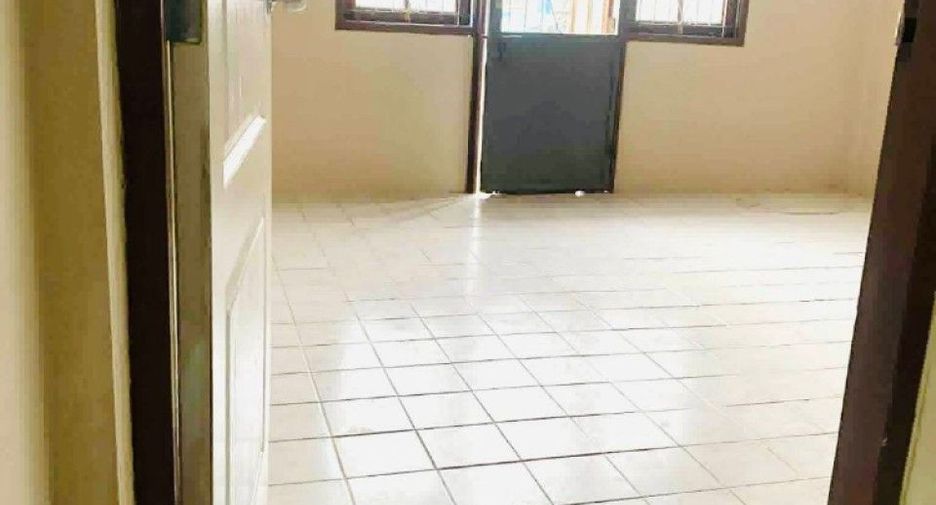 Casa adosada en venta de 2 habitaciones en Cha Am, Phetchaburi