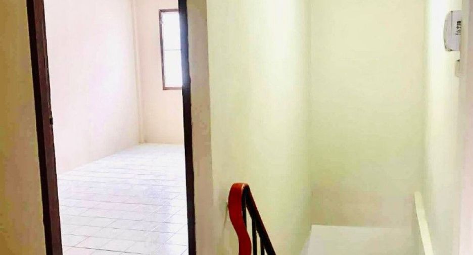 Casa adosada en venta de 2 habitaciones en Cha Am, Phetchaburi