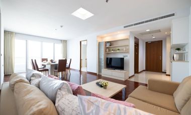 Condo en alquiler de 2 habitaciones en Khlong Toei, Bangkok
