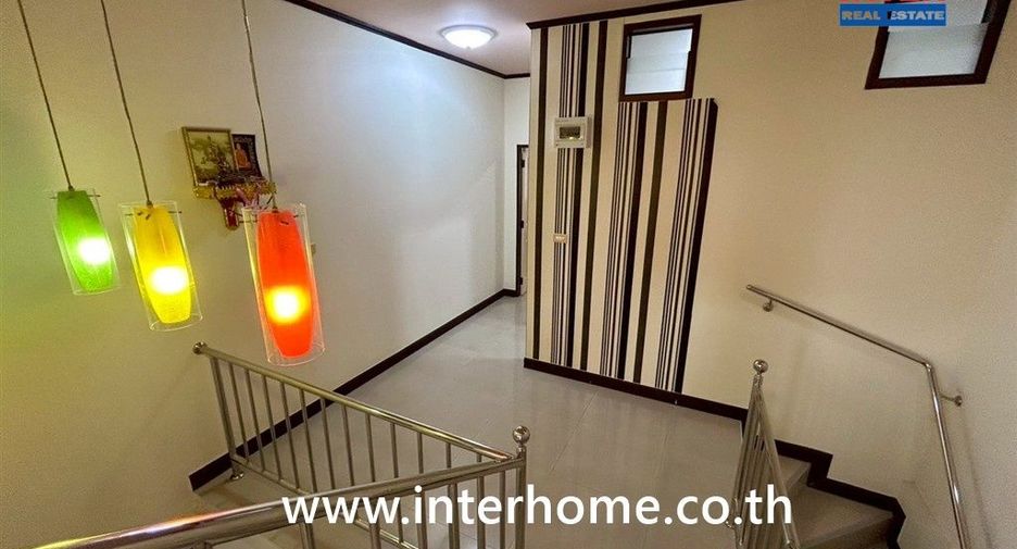 Reihenhaus zum Kauf mit 2 Zimmer in Mueang Rayong, Rayong