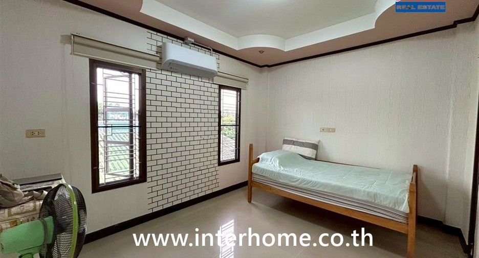 Reihenhaus zum Kauf mit 2 Zimmer in Mueang Rayong, Rayong