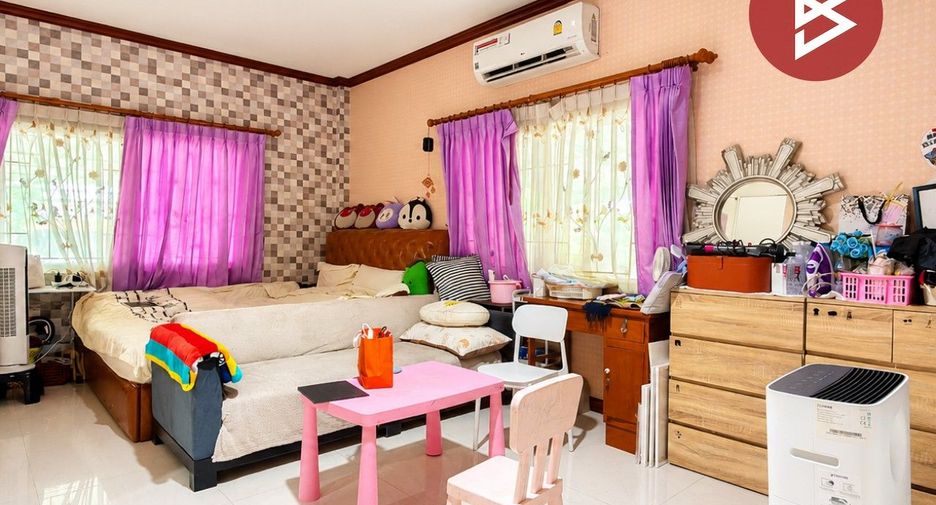 À vendre 3 chambres maison à Mueang Nakhon Pathom, Nakhon Pathom