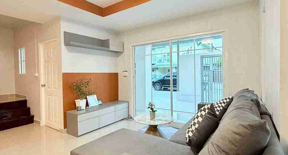 À vendre studio maison à Bang Bua Thong, Nonthaburi