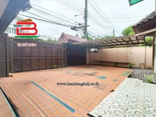 For sale 4 bedrooms house in Bang Sue, Bangkok