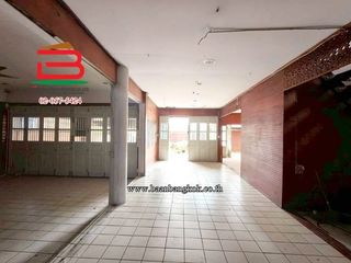 For sale 4 bedrooms house in Bang Sue, Bangkok