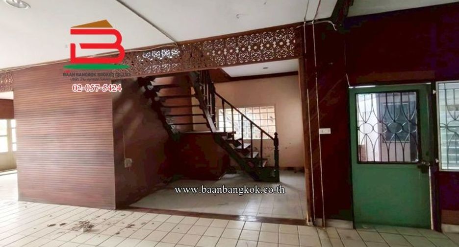 For sale 4 bedrooms house in Bang Sue, Bangkok