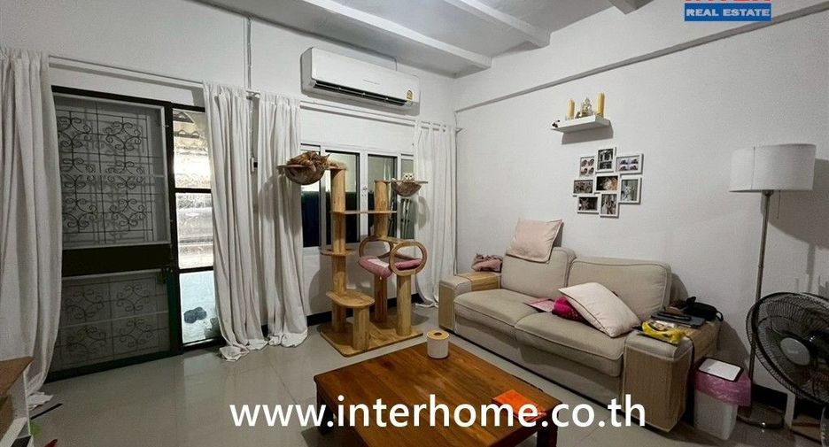 For sale 2 bedrooms townhouse in Bueng Kum, Bangkok