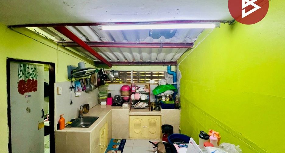 Продажа 1 кровать таунхаус в Mueang Samut Prakan, Самутпракан