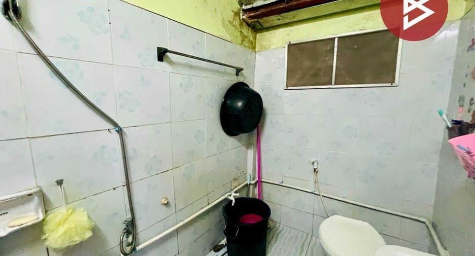 Продажа 1 кровать таунхаус в Mueang Samut Prakan, Самутпракан