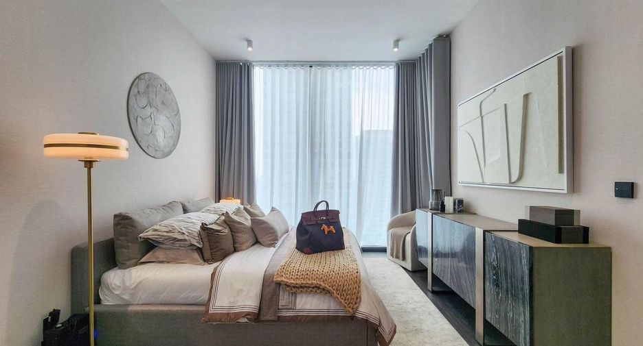 For rent and for sale 2 bedrooms condo in Sathon, Bangkok