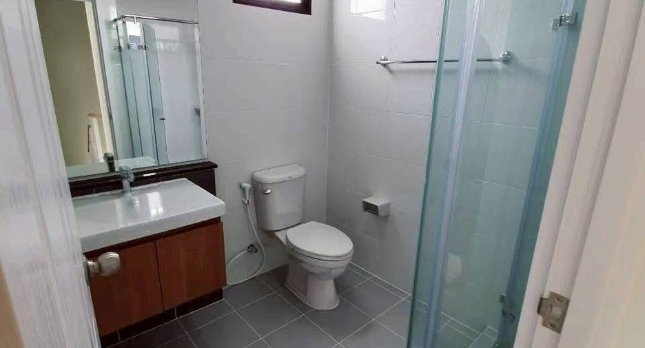 For sale 3 bedrooms house in Bang Phli, Samut Prakan