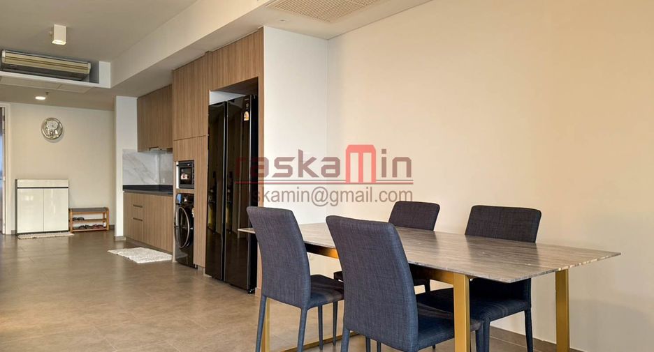 Condo en alquiler de 2 habitaciones en North Pattaya, Pattaya