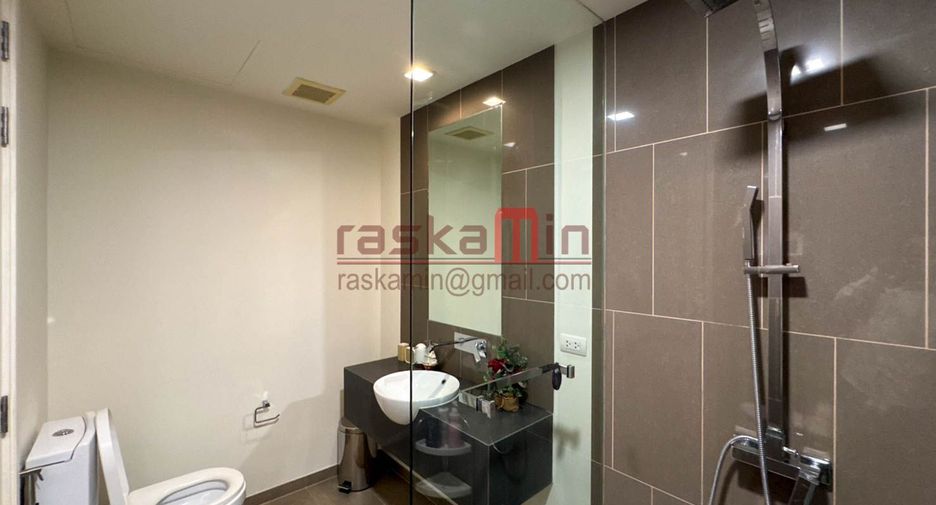 Condo en alquiler de 2 habitaciones en North Pattaya, Pattaya