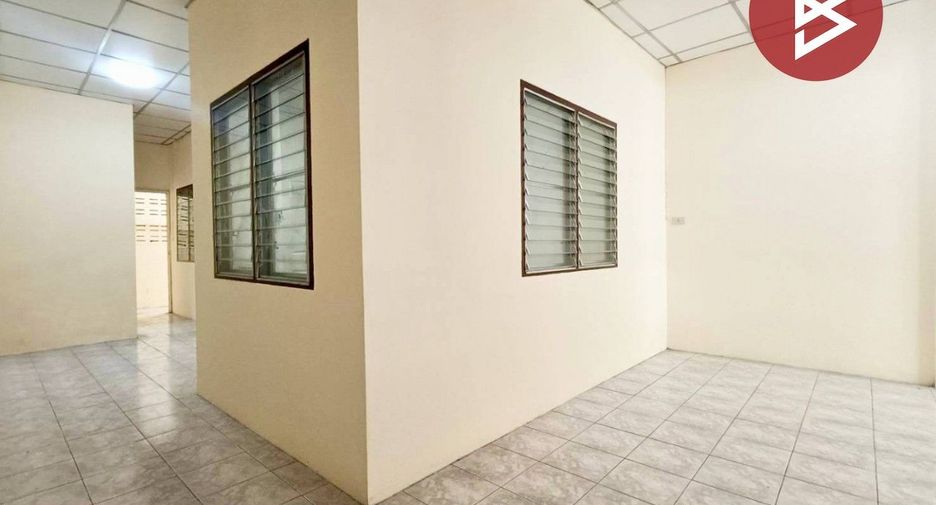 Reihenhaus zum Kauf mit 2 Zimmer in Mueang Ratchaburi, Ratchaburi