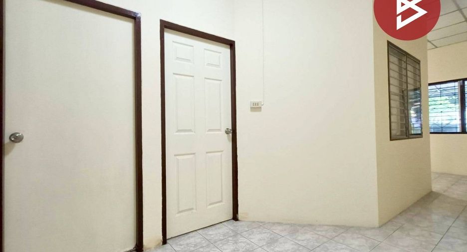 Reihenhaus zum Kauf mit 2 Zimmer in Mueang Ratchaburi, Ratchaburi