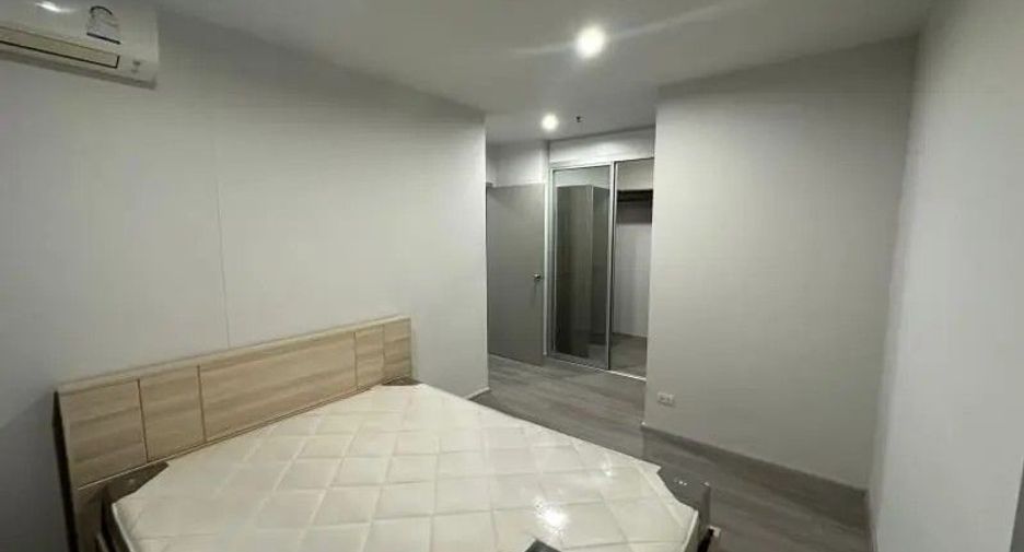 Condo en venta de 2 habitaciones en Bang Phlat, Bangkok